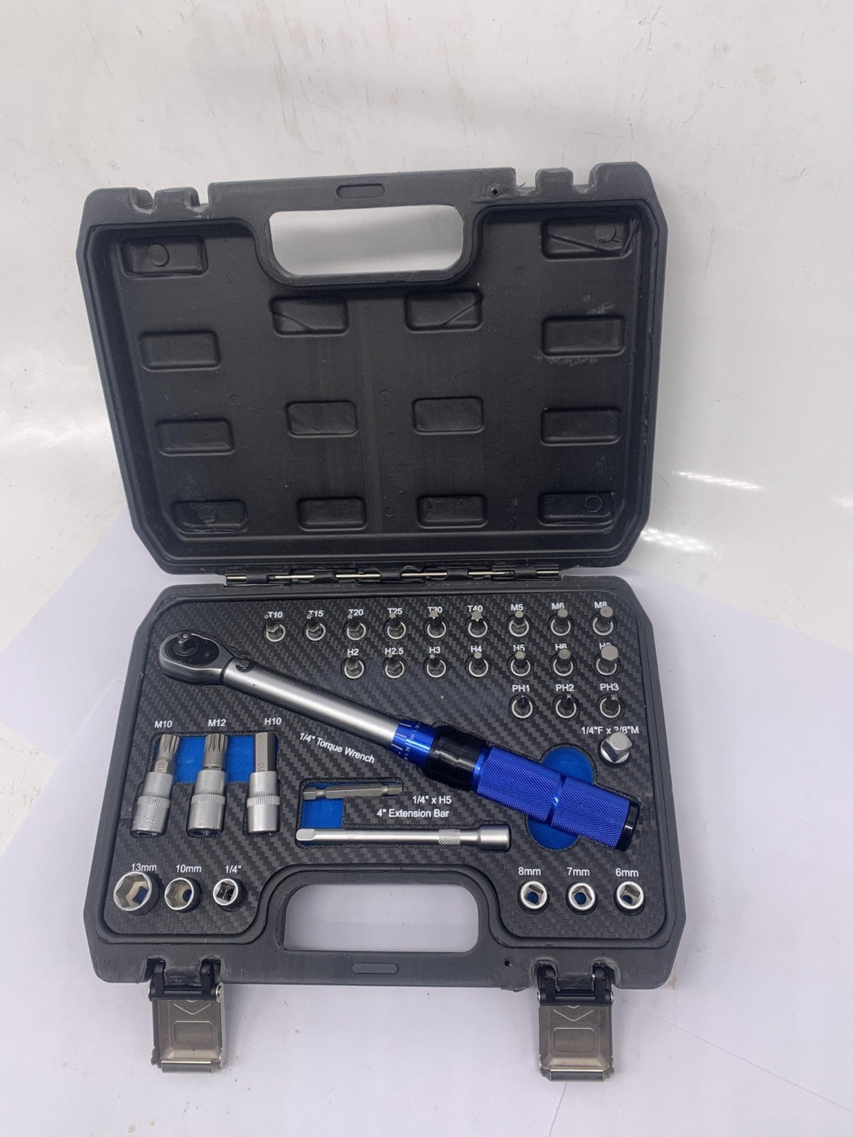 1/4″ 31-Pc Multi-Use Torque Drive Wrench Set – Adjustable 5-25 Nm – 35502S